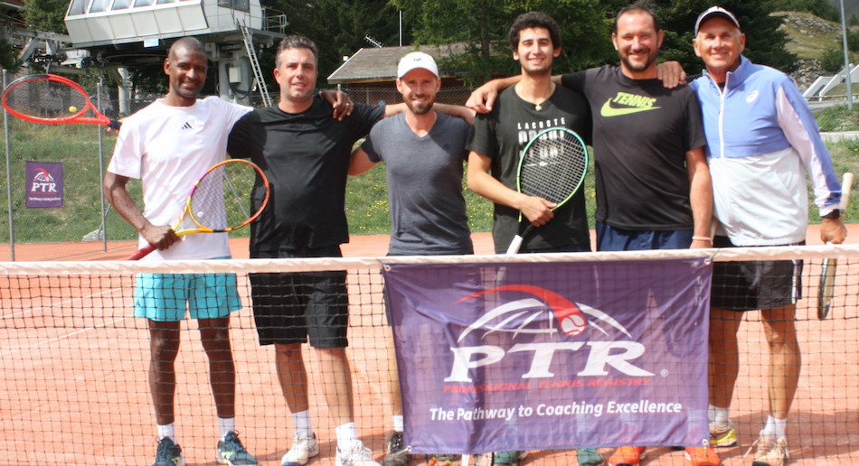 Formation de moniteur de tennis aux méthodes d'entraînements américaines de la ptr